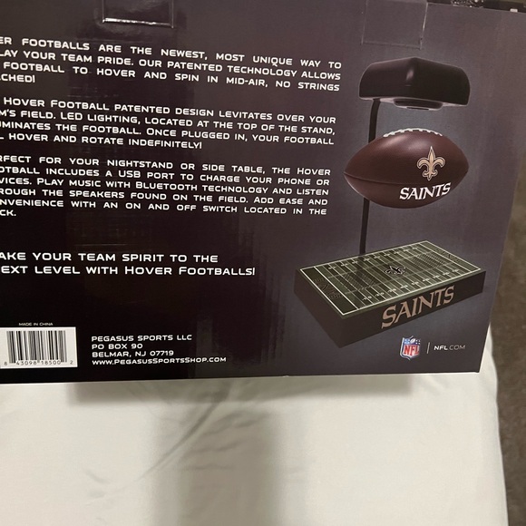 Hover Football Field - Picture 2 of 4